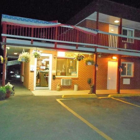 Super Saver Inn Sheridan Exterior photo